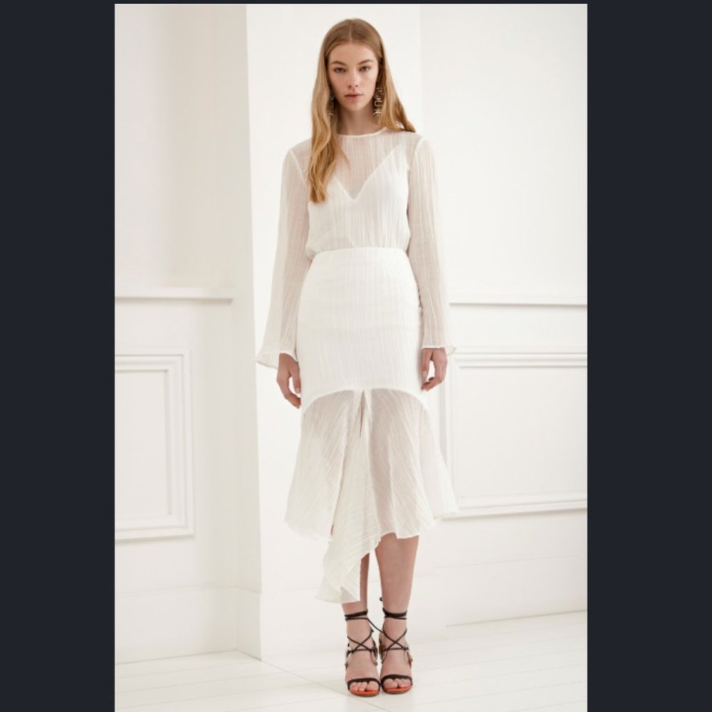 NWT C/MEO COLLECTIVE EVOKE SKIRT